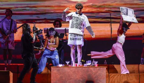 Más de 10.000 personas convierten el Roig Arena en una fiesta de Rawayana. Más de 10.000 personas convierten el Roig Arena en una fiesta de Rawayana.