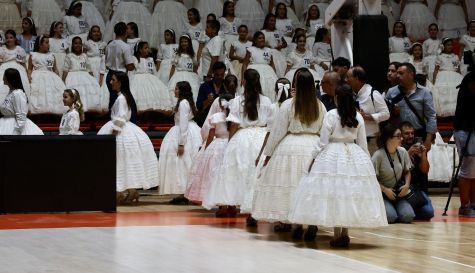 Ensayo de las candidatas a Fallera Mayor de Valencia 2027.