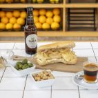 El almuerzo completo de Mi Cub con el nuevo bocata de bacalao, cebolla pochada y salsa tártara.